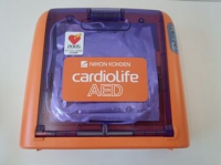 AED(自動体外式除細動器)